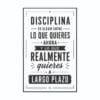 Poster tipográfico con frase motivacional en diseño minimalista